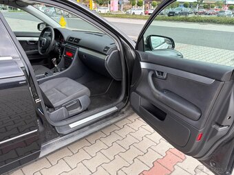 Audi A4 1.6i 75kw klima - 12