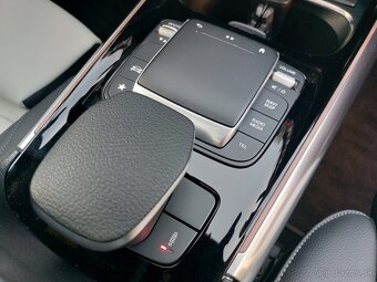 Mercedes-Benz GLA AMG 35 4-Matic - 12