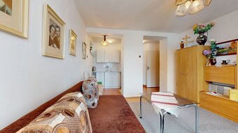 Predaj 8 izb. rodinného domu v krásnom prostredí v meste Myj - 12