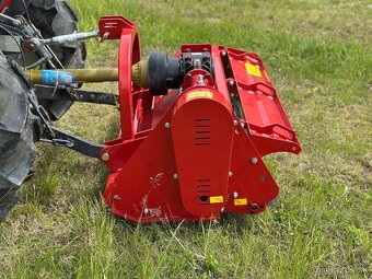 Kladivkovy mulčovač ( Stredne ťažká trieda) za malotraktor - 12