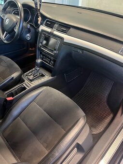 Škoda Superb 2.0 tdi 4x4 DSG - 12