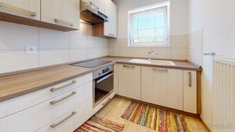 ZREKONŠTRUOVANÝ 7-IZB. RD – ŠTIAVNIK, okr. BYTČA - 12