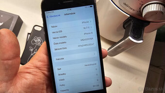 Apple iPhone 8 64GB - nová batéria - 12