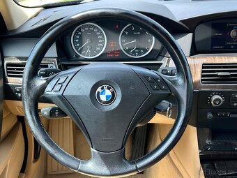 BMW Rad 5 530 i A/T - 12
