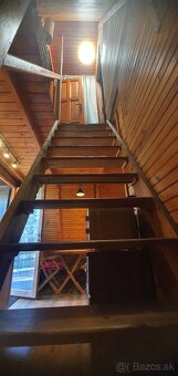 Na predaj rekreačná trojpodlažná chata - 12