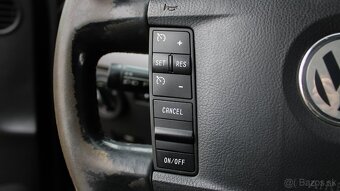 Volkswagen Touareg 3.0 V6 TDI DPF tiptronic 176kW - 12