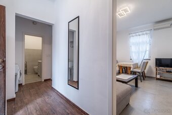 Krásny dvojdom s bazénom a výhľadom na more – Peruški - 12