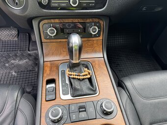 Volkswagen Touareg 3,0 180kw - 12