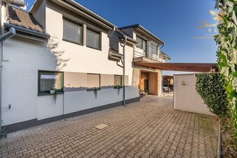 VÝNIMOČNÁ NEHNUTEĽNOSŤ LEN 20 km od Trnavy úžitková pl - 12