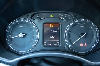 Škoda Octavia Combi 2.0 FSI Ambiente - 12