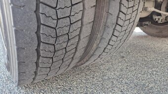 Prodám RENAULT D12 EURO 6 - valník s plachtou - 12