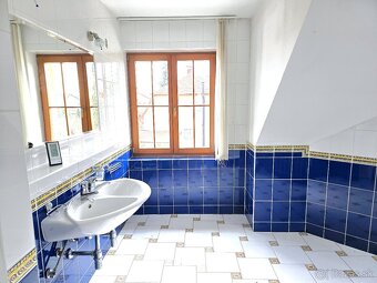 Na predaj rodinný dom v Trenčíne a krásny pozemok - 12