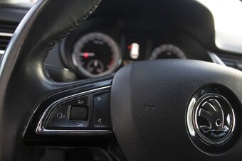 Škoda Octavia 3  2.0 110kW automat - 12