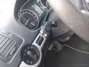 Predam Škoda Octavia II Combi VRS 2.0 TDI CR 125kW DSG 6st - 12