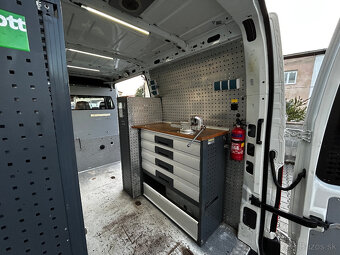 Renault Master L2H2 - exkluzívna pojazdná dielňa BOTT, DPH - 12