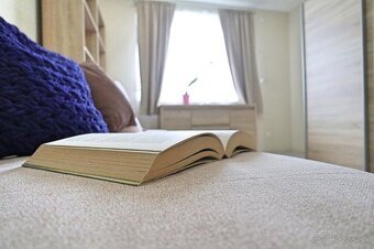 Krásny 5i RD s dvojgarážou, bazénom - TOP PROSTREDIE - 12