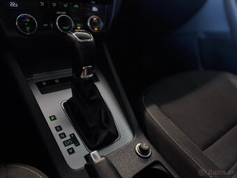 Škoda Octavia 1.6 TDI DSG 2017/Komplet história - 12