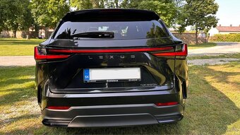 Lexus NX 2.5 Hybrid Executive Top (ML) - 12