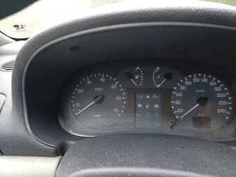 Renault Thalia 1.4 55kW r.2003 benzín - 12