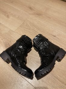 Twinset Workery veľ.38 - 12