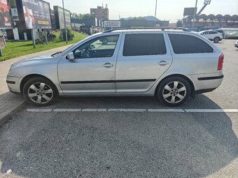 Octavia combi 1.6 lpg - 12