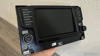 VW MIB2 Display - 12