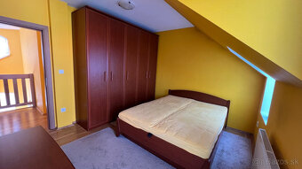 PRENÁJOM NÁDHERNÉHO 4,5-IZB. 2-PODLAŽNÉHO RODINNÉHO DOMU S G - 12