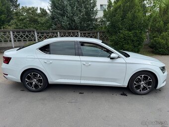 Škoda Superb 2.0TDi 140kw DSG 2017  LED Matrix Keyless - 12