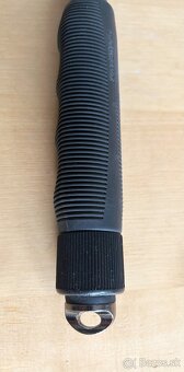 Selfie tyč YUNTENG 188 + držiak na telefón - 12