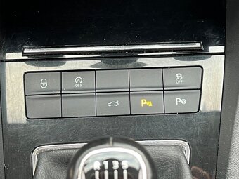 Škoda Octavia Scout 2.0 TDI 110 KW 4x4 Alcantara BEZ ADBLUE - 12