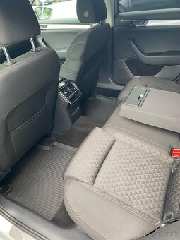 Škoda Superb 2.0 TDI 2021 - 12