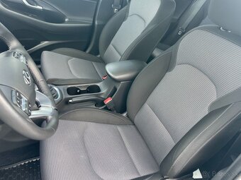 Hyundai i30 Com.1.0T-GDi Comfort ČR+1maj. - 12