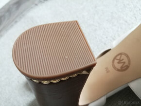 Kožené sandále na platforme Michael Kors veľ 38,5 - 12