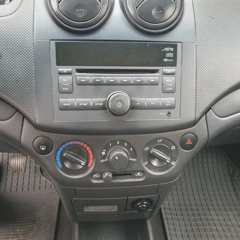 Chevrolet Aveo 1.2 16V - 12