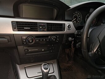 BMW e90 rozpredám na diely - 12