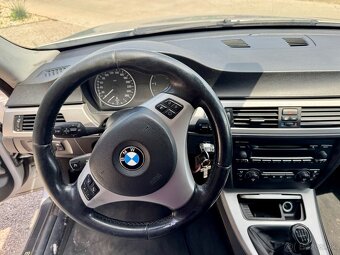 BMW E90 320d 120kW - 12