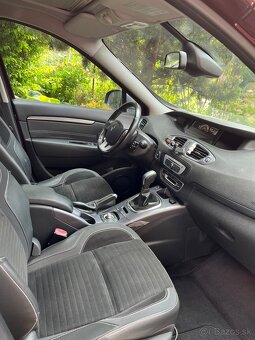 Renault Mégane Scénic 1.5dCi X-MOD - 12