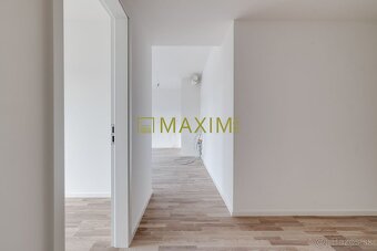 3 izbový apartmán s 2 balkónmi a parkingom v projekte Metrop - 12