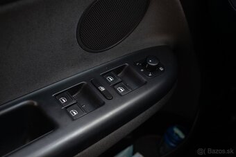 Volkswagen Golf Plus 1.6 TDI Comfortline - 12