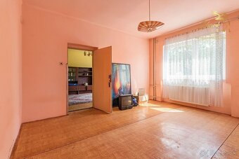 TOP PONUKA, TOP CENA Veľkometrážny rodinný dom blízko centr - 12