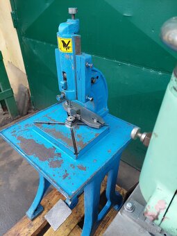 Lis ruční, nožní - 12