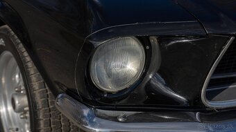 Ford Mustang Coupé z roku 1968 - 12