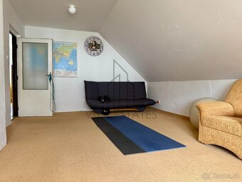 🏡 Predaj rodinného domu – Pravenec - 12