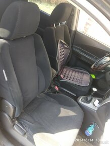 Hyundai Tucson diesel 2.104 kv rv 2007 čierna metalíza - 12