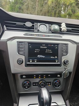 Vw Passat b8 Variant 1.6tdi DSG - 12