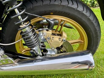 Ducati 900SS - 12