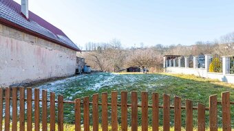 Stavebný pozemok pre RD v obci Pitelová / Žiar nad Hronom - 12