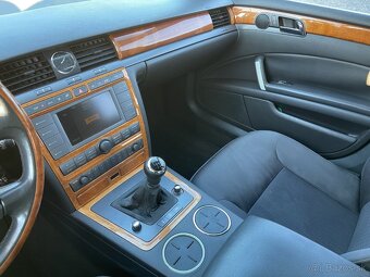 Volkswagen Phaeton 3.2 V6 5m - 12