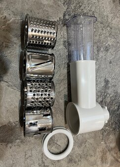 Kuchynský robot Sencor STM 3778RS - 12