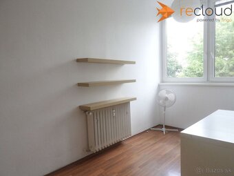 Prenájom 4-i. bytu v centre, s terasou, možnosť parkovať vo - 12